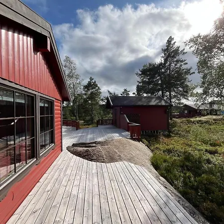 Ruime All-season Toplocatie Met Magisch Uitzicht Feriehus Moi (Hornnes)